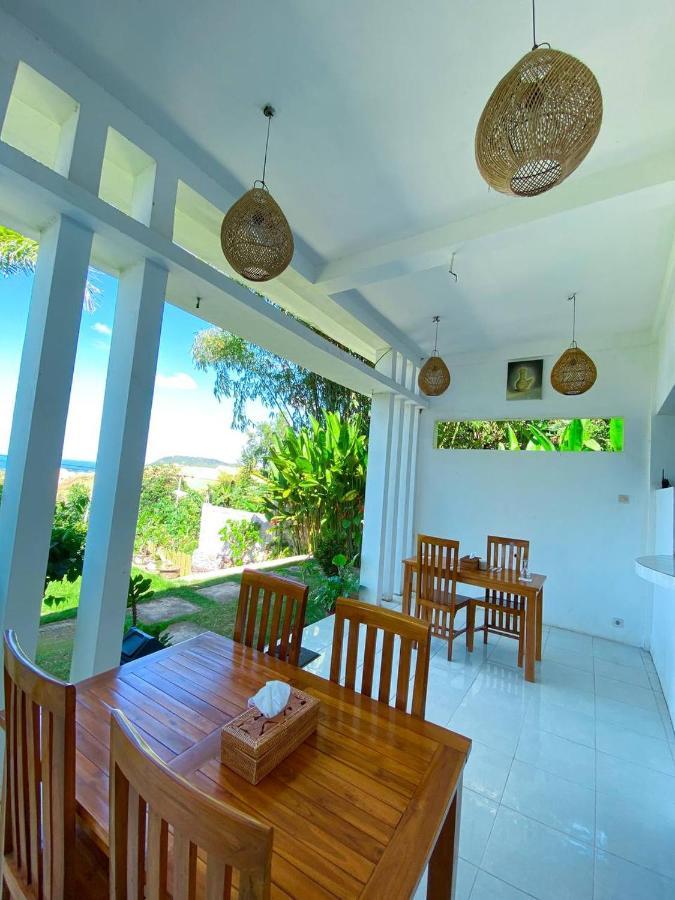 ホテル The Hill View Lombok Kuta  エクステリア 写真
